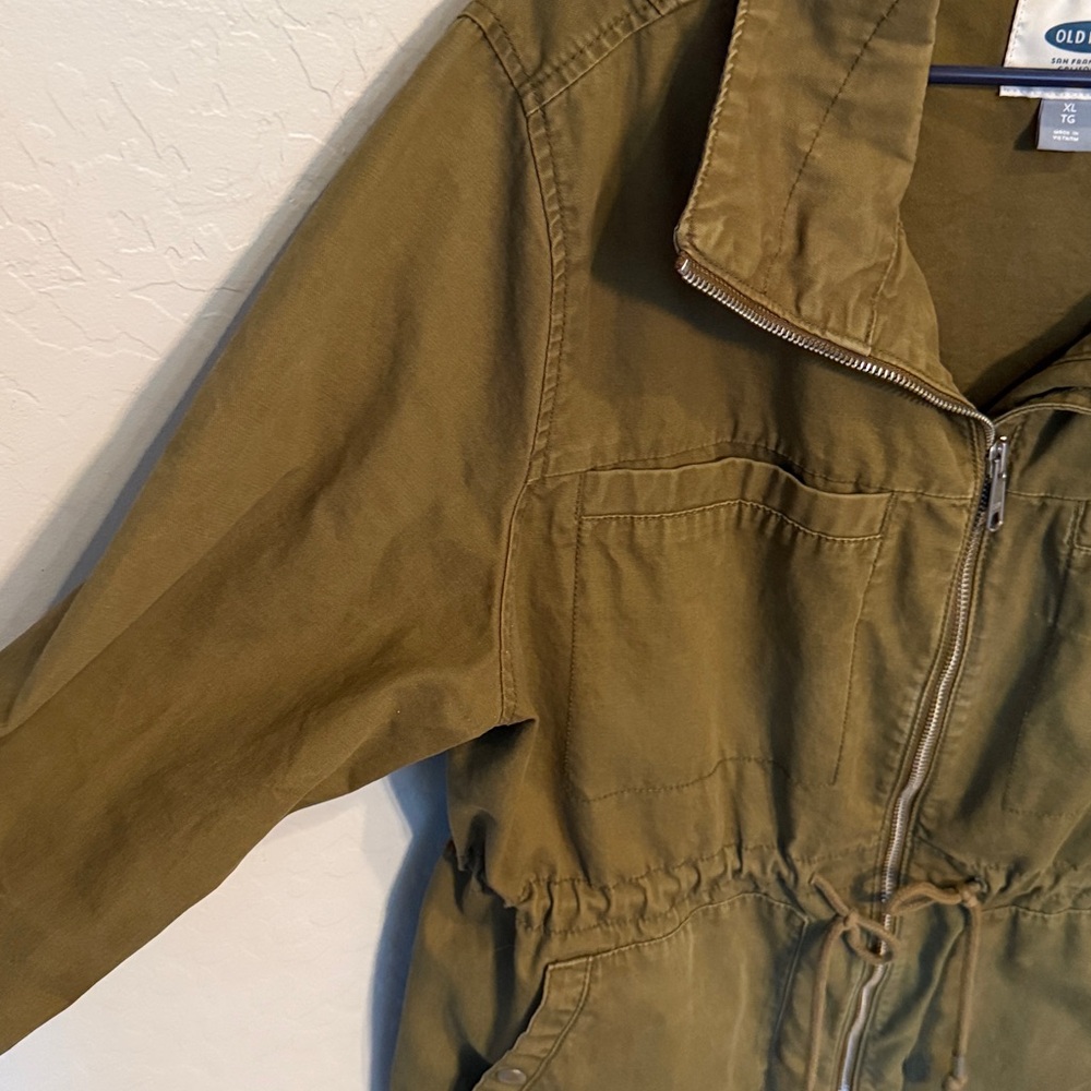 Utility Jacket - Picture 4 of 5